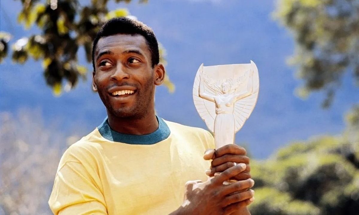 Pele - Cầu thủ trẻ nhất vô địch World Cup