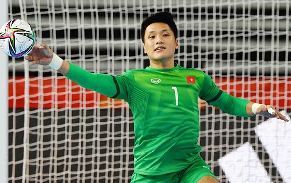 Hồ Văn Ý: Ngôi Sao Futsal Việt Nam 1