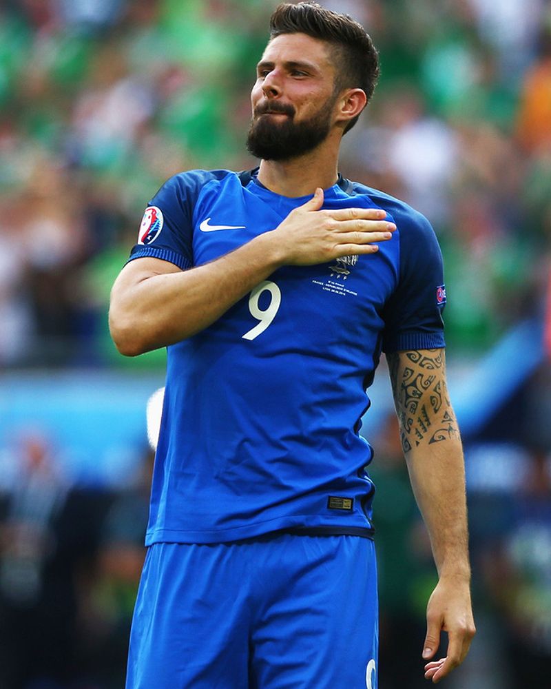 Kiểu tóc Undercut nổi bật của cầu thủ Olivier Giroud tại Euro 2024.