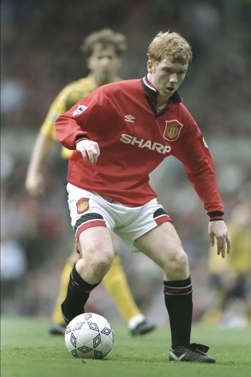 Sir Jim Ratcliffe tin rằng Manchester United hiện tại đang thiếu một mẫu cầu thủ như Paul Scholes.