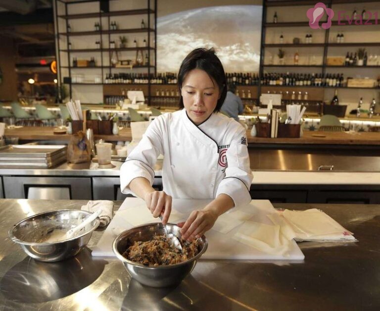 Công thức nấu ăn của Christine Hà: Hành trình ẩm thực đầy cảm hứng từ “Vua đầu bếp mù”
