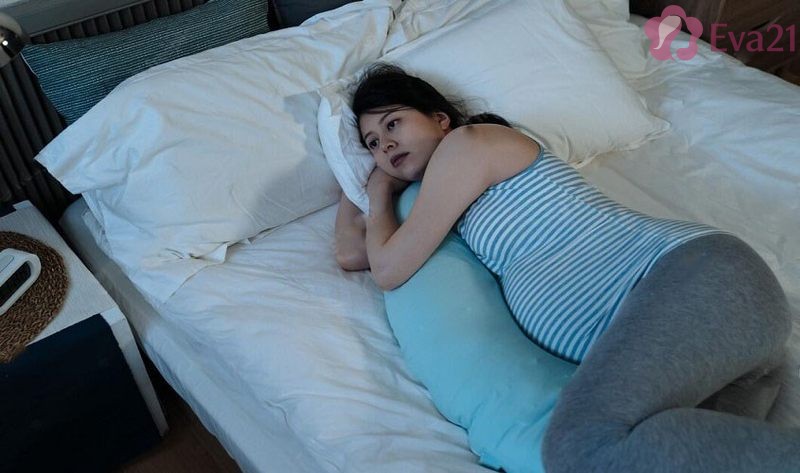 Cách phòng tránh tình tráng mẹ bầu đau lưng 3 tháng đầu